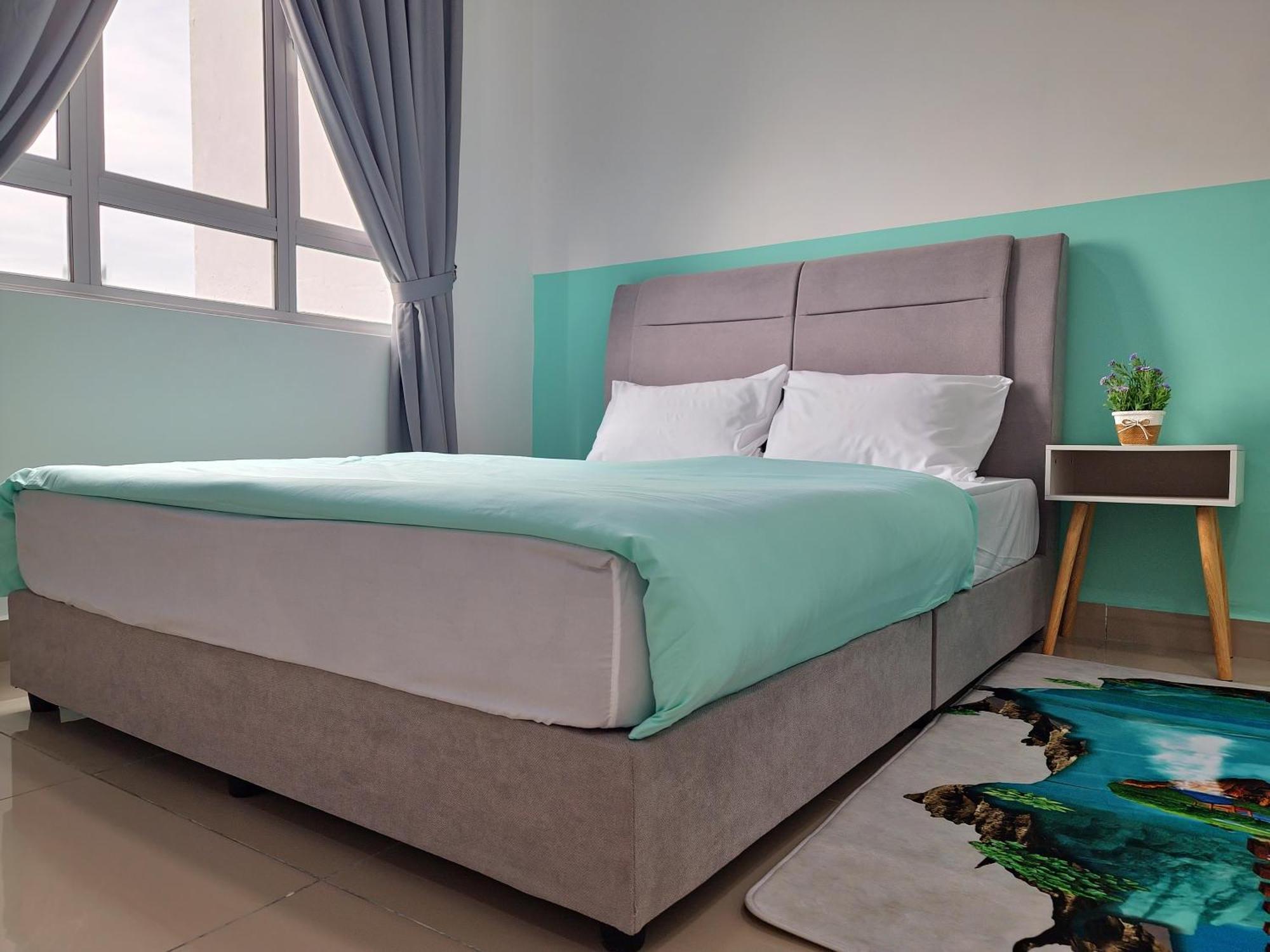 5-6 Pax Luxury - Ocean Theme Pangsapuri